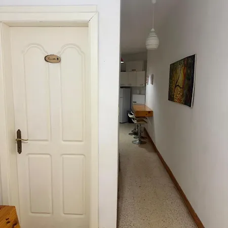Spacious Double With Balcony, Shared Bathroom Homestay szállás Sliema